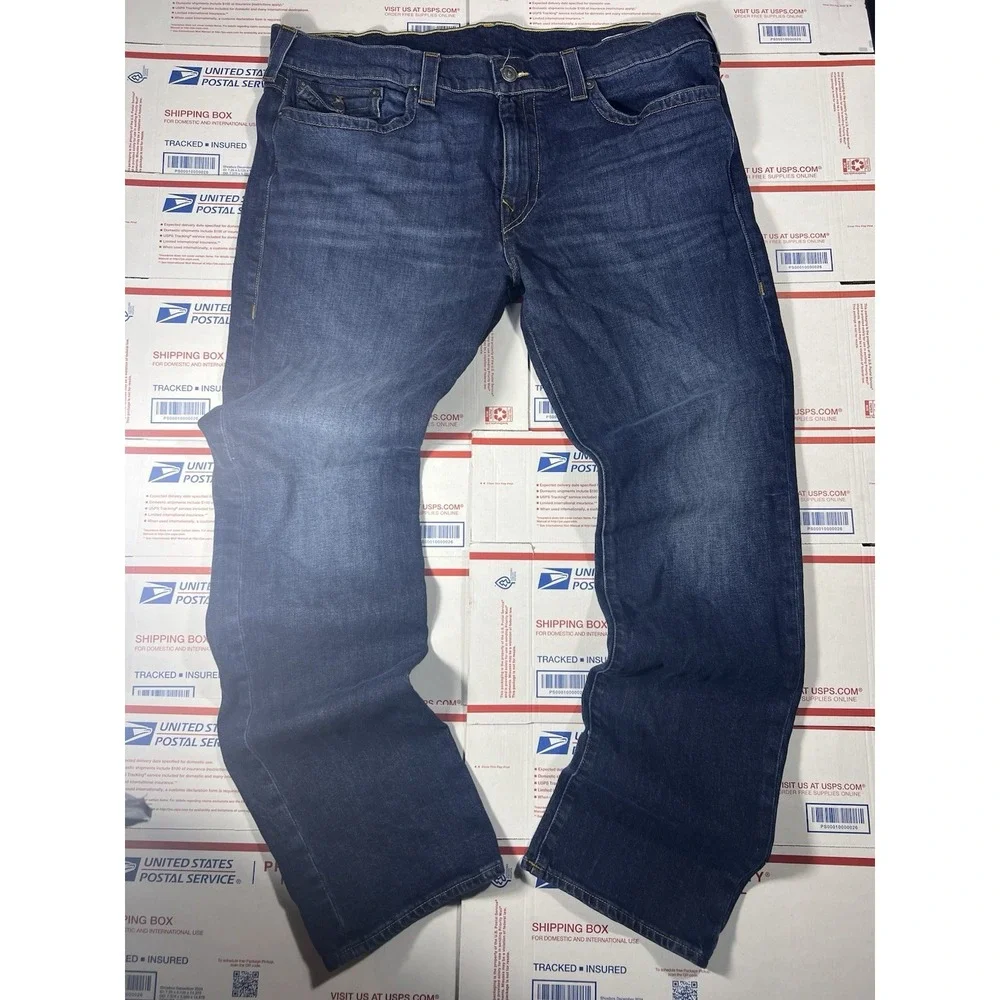 TRUE RELIGION JEANS RN#112790‎ CA#57414 SZ 42